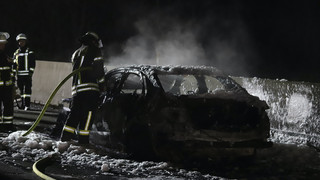 A5 bei Gräfenhausen: Auto ausgebrannt