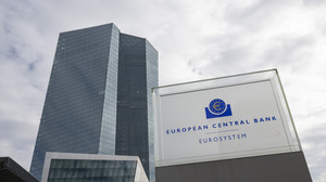 EZB lässt Leitzins im Euroraum unverändert bei 4,5 Prozent