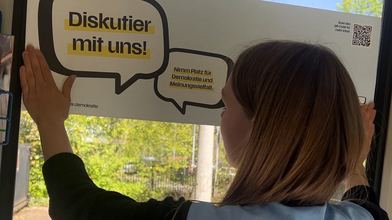 Kreuz & Quer am 10. Mai - Demokratie in der Tram