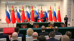 China-Besuch: Xi und Putin demonstrieren Nähe