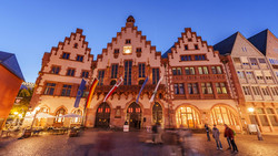 "Römer-Bündnis" in Frankfurt aus CDU, Grünen, SPD und Volt