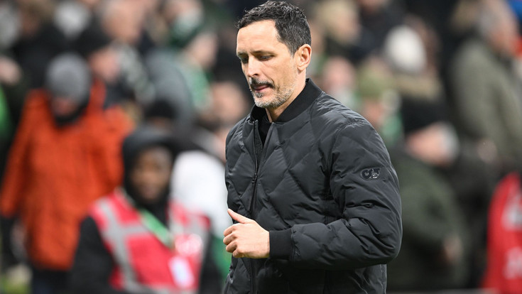 Droht Toppmöller das Aus bei Eintracht Frankfurt?