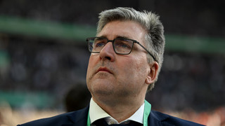 Fußball: Hellmann will Eintracht-Stadion zu einer "Burg" machen