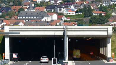 A66 bei Neuhof dicht: Darum rückt ein Experte an