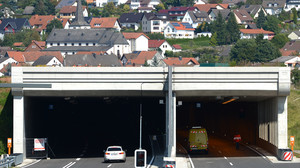 A66 bei Neuhof dicht: Darum rückt ein Experte an