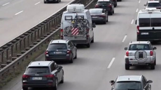 Dauerstau auf der A1: Stadt sperrt Straßen für Schleichverkehr in Achim