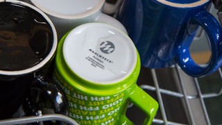 Darum haben Tassen diese Mulde am Boden