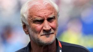 Völler bleibt Sportdirektor beim DFB