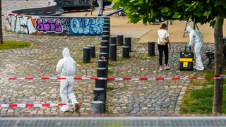 Messerangriff in Frankfurt: Geständnis beim Prozessauftakt