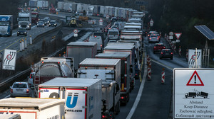 Stopp & Go: Viel Verkehr und lange Staus in Hessen zum Ferienbeginn