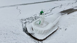 Polizei warnt: Eisfläche vor Rügen nicht betreten