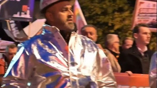 Siegen: Tausende demonstrieren gegen Schließung von Stahlwerk
