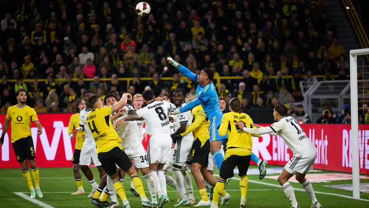 Wer hätte es gedacht: Eintracht ärgert Dortmund sehr lange