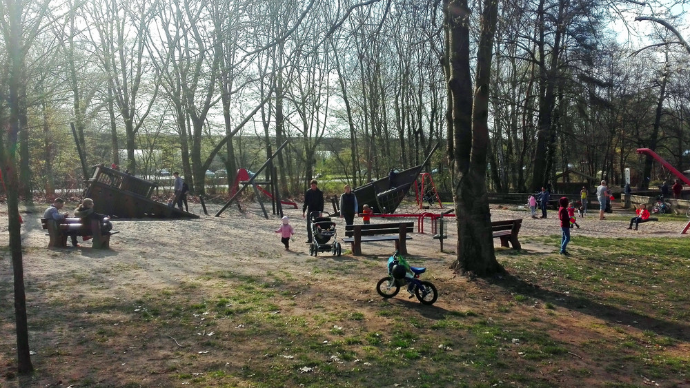 Langen: Spielplatz an der Scheuer