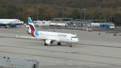 Urlaubsflüge in Gefahr: Piloten stimmen auch bei Eurowings für Streik