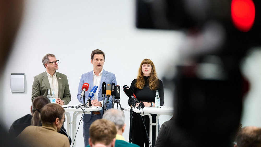 Die Parteispitzen wollen am späten Nachmittag über das Ergebnis der Sondierungen informieren. (Archivbild)