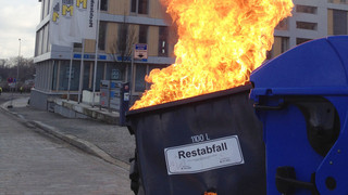 Wiesbaden: Dritte Mülltonnen-Brandserie in dieser Woche