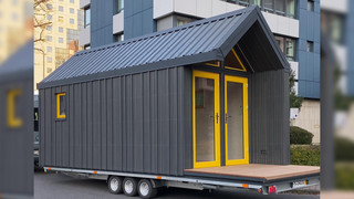 Kleinste Kirche Hessens steht jetzt in Frankfurt