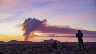 Island: Tausende fürchten nach Vulkanausbruch um ihr Zuhause