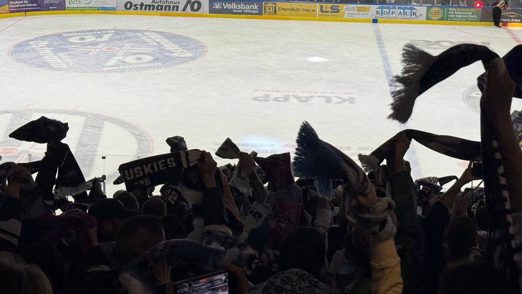 Halbfinalserie gedreht: Kassel Huskies schaffen die Führung