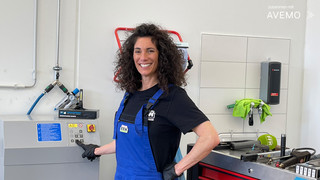 Evren Gezer macht euren Reifenwechsel: Die FFH-Hebebühne