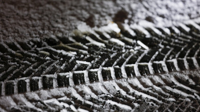 Nach Raubüberfall: Schnee bringt Polizei auf die Spur