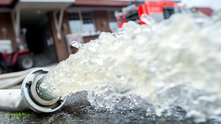Regenfälle lassen Keller in der Mainzer Neustadt volllaufen
