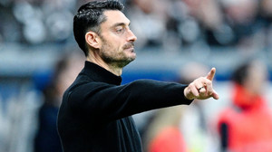 SGE: Trainer  Riera verzichtet noch auf Ebnoutalib und Uzun