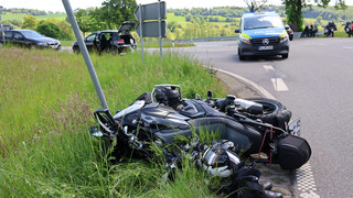 Motorradunfall in Schotten: Fahrer schwer verletzt