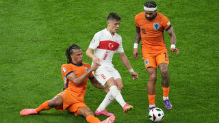 Holland dreht gegen die Türkei das Spiel und steht im EM-Halbfinale