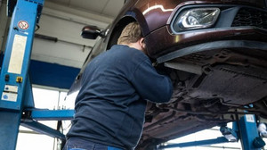 Preishammer bei Kfz-Versicherung: Wer jetzt wechselt, spart Hunderte Euro