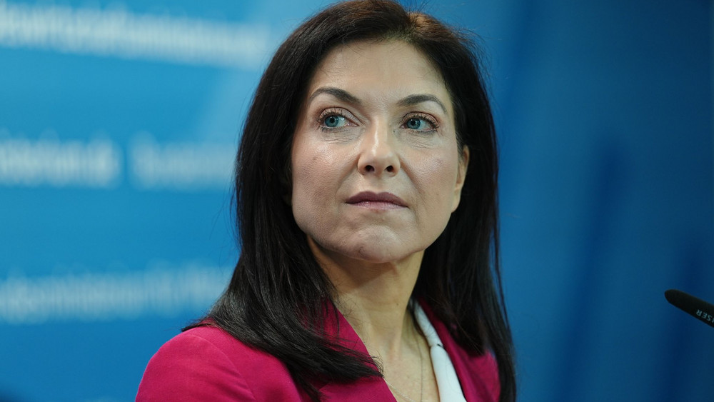 Ministerin Reiche 