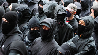 Nach Instagram-Post: Vermummte belagern Haus in Rheinhessen