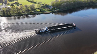 Wal vor Poel: Bringt der Lastkahn diese Woche die Rettung?