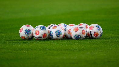 FC Bayern im Stau - Bundesliga-Anpfiff in Gladbach verspätet