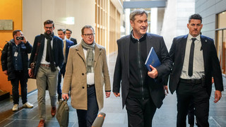 Erste Sondierungen zwischen Union und SPD nach der Wahl