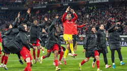 5:1 mit Rekordtorschütze: Freiburg erstmals im Viertelfinale