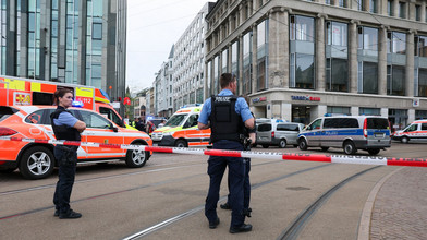 Mutmaßlicher Amokfahrer tötet und verletzt mehrere Menschen