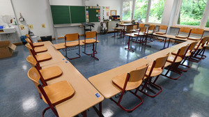An Hessens Schulen: Mehr Quereinsteiger und ältere Lehrer