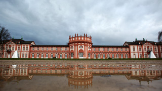 Autofrei am Rhein: Wiesbaden testet neue Verkehrslösung