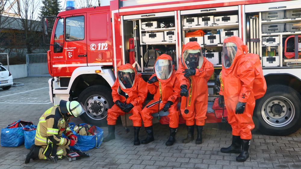 Nach dem Chemieunfall evakuierte die Feuerwehr den Einkauftsmarkt und lüftete ihn
