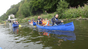 Kirchenspaß im Matsch und auf dem Wasser