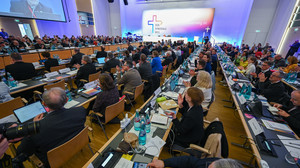 Synodalversammlung Frankfurt: Segnung homosexueller Paare beschlossen