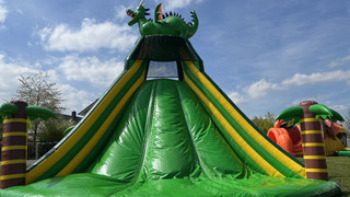 Hüpfburgen Spaß Park in Kassel mit neuen riesen Burgen