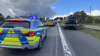 Lastwagen erfasst Pannenhelfer auf A7 bei Bad Hersfeld