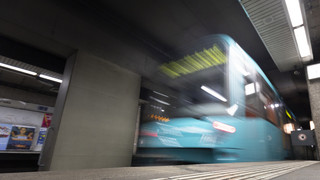 Frau stirbt nach Unfall mit U-Bahn in Frankfurt