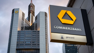 Unicredit stockt bei Commerzbank auf - Übernahmeangebot naht