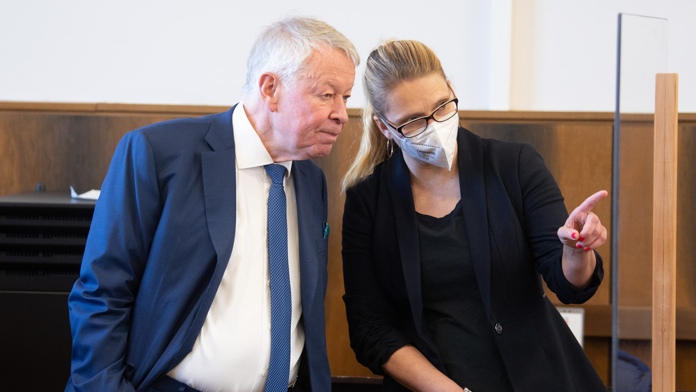 Anja Darsow Anwalt Gerhard Strate Doppelmord Babenhausen Landgericht Darmstadt