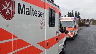 Großenlüder: Schule wegen unbekanntem Stoff evakuiert - 17 Verletzte