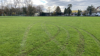 Sportplatz in Hanau-Großauheim verwüstet - Polizei sucht Zeugen